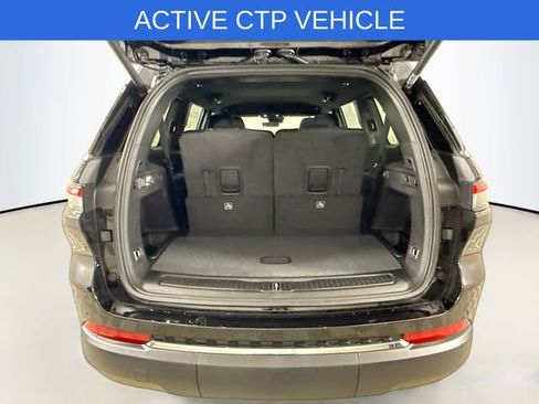 New 2025 Jeep Grand Cherokee L Laredo image 25