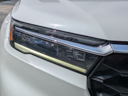Used 2023 Honda Pilot EX-L image 8