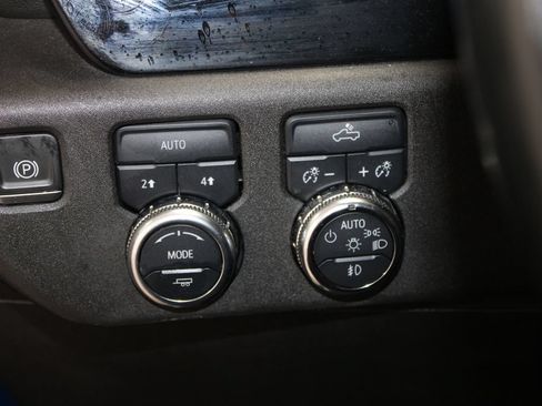 Used 2024 GMC Sierra 1500 Elevation AWD/4WD image 38