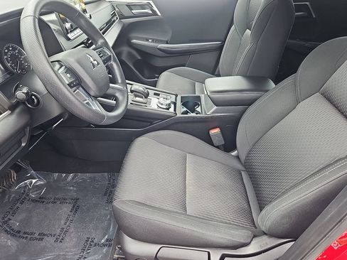 Used 2022 Mitsubishi Outlander ES AWD/4WD image 26