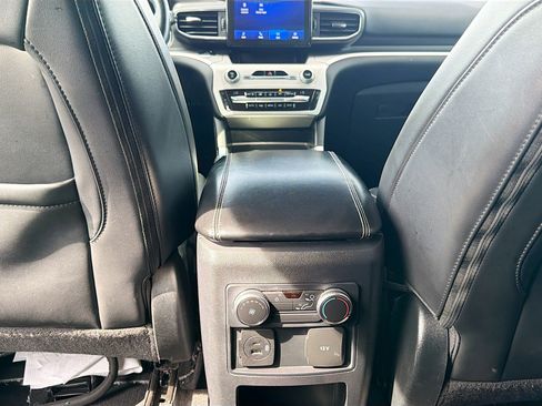 Used 2021 Ford Explorer XLT w/ Equipment Group 202A image 29