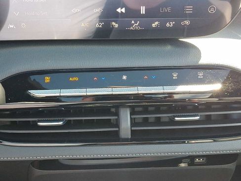 New 2026 Buick Enclave Sport Touring w/ Power Package image 16