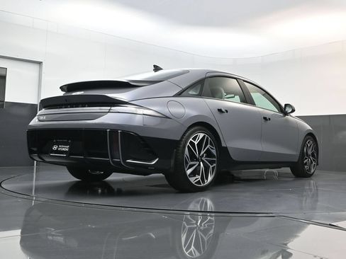 Used 2023 Hyundai Ioniq 6 Limited RWD image 25