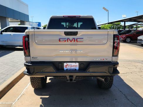 New 2026 GMC Sierra 2500 AT4X AWD/4WD image 4