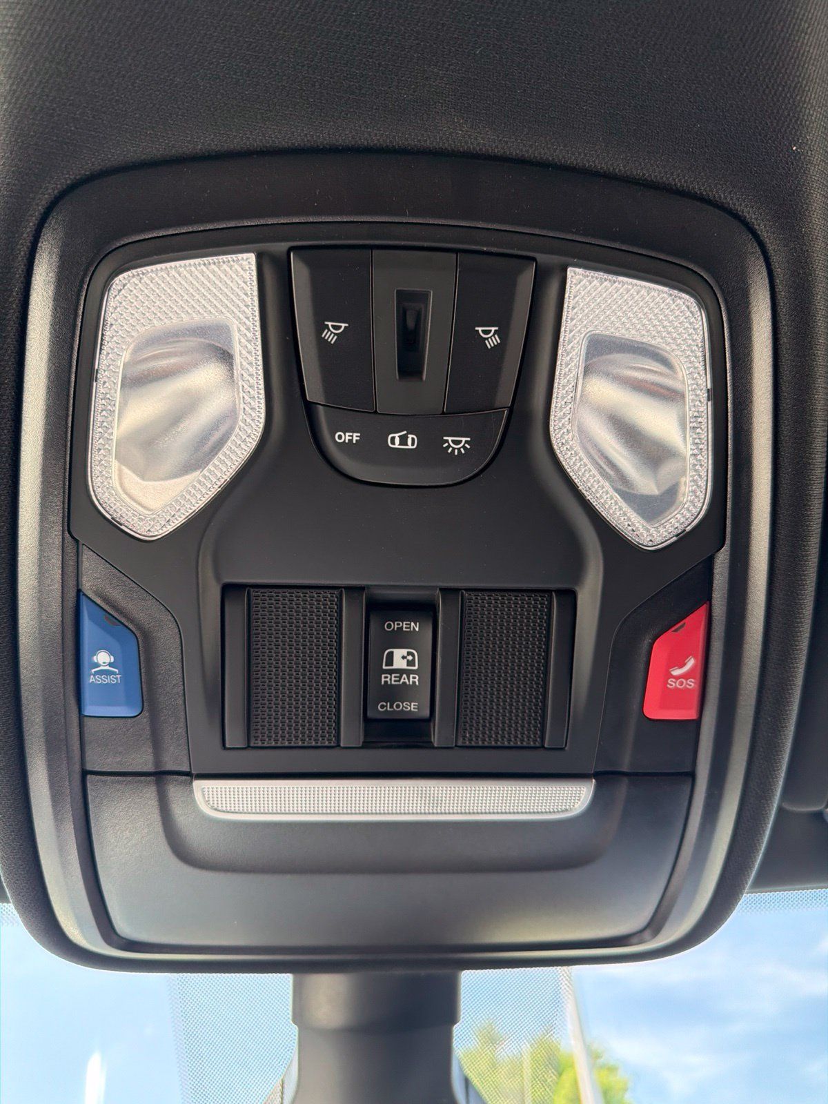 Used 2024 RAM 1500 Big Horn AWD/4WD image 18
