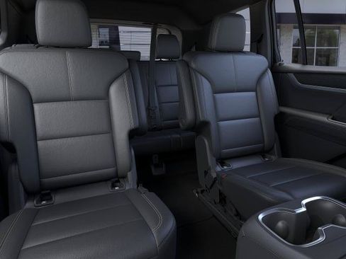 New 2026 GMC Acadia Elevation w/ Elevation Premium Package FWD image 17