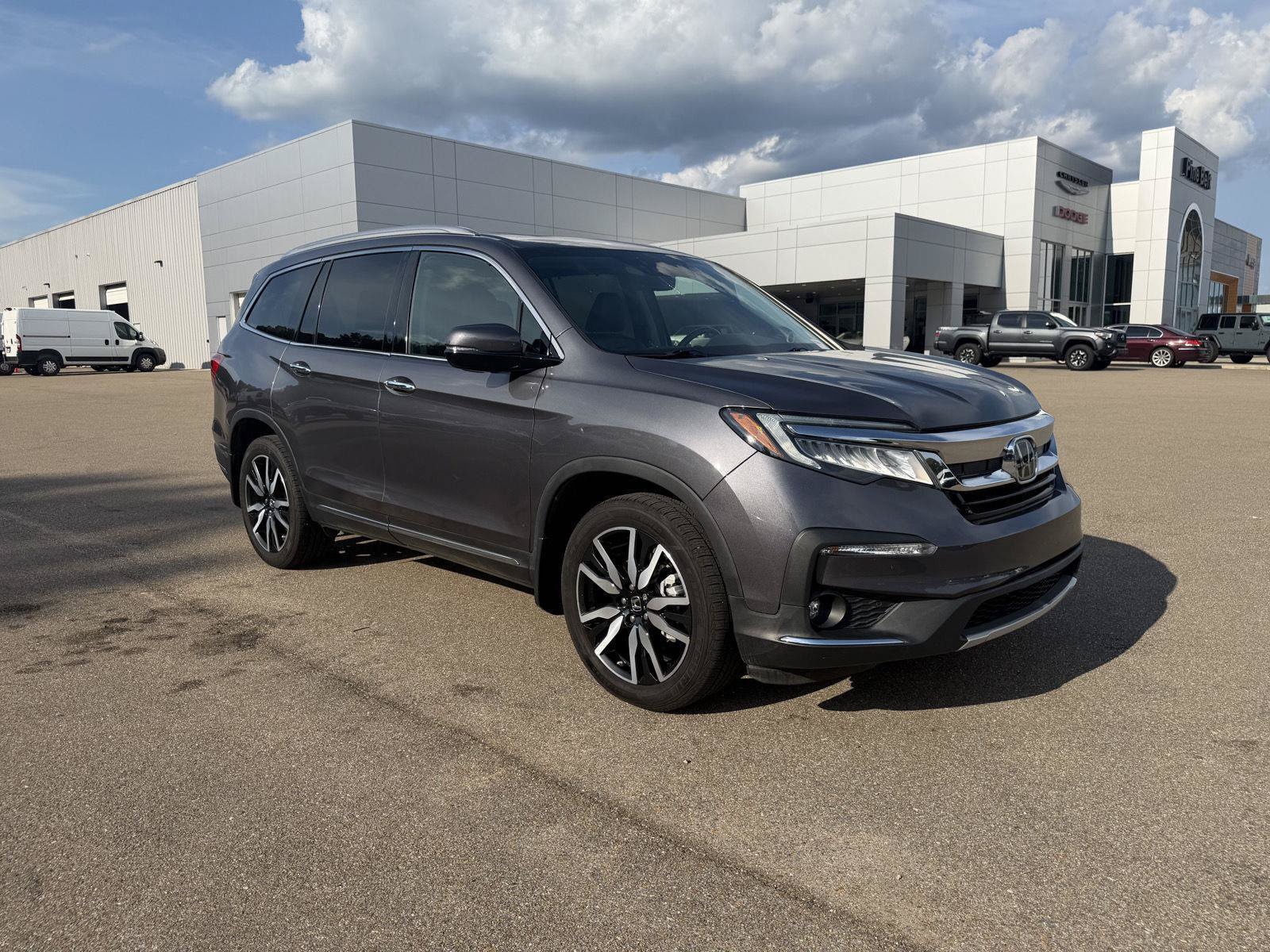 Used 2022 Honda Pilot Elite image 3