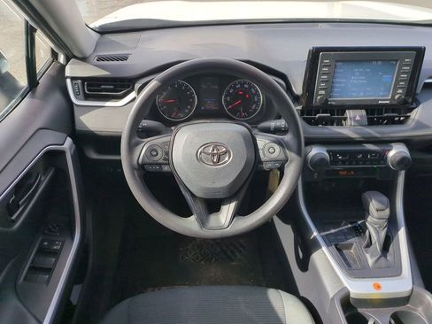 Certified 2021 Toyota RAV4 LE image 15