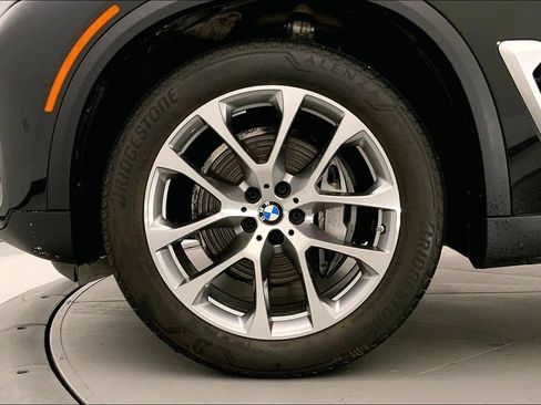 Used 2026 BMW X5 xDrive40i w/ Premium Package AWD/4WD image 8