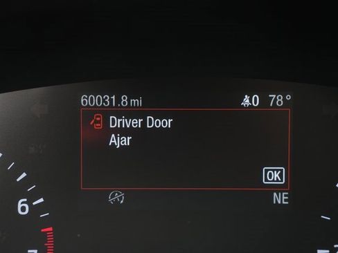 Certified 2020 Ford Escape SE image 27