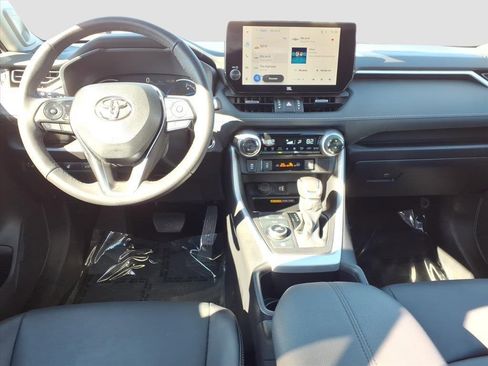 Used 2024 Toyota RAV4 XLE Premium image 14