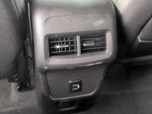 Used 2018 GMC Terrain SLE w/ Driver Convenience Package image 17