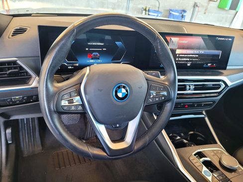 Certified 2023 BMW i4 eDrive35 RWD image 13