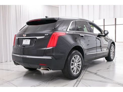 Used 2019 Cadillac XT5 Luxury FWD image 7