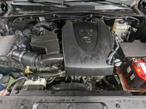 Used 2021 Toyota Tacoma TRD Pro image 25