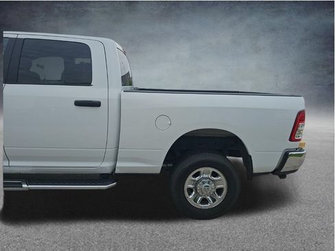 Used 2024 RAM 2500 Big Horn w/ Bed Utility Group AWD/4WD image 13