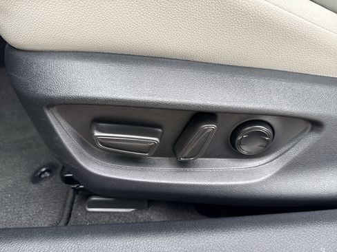 New 2025 Toyota Camry XLE image 13