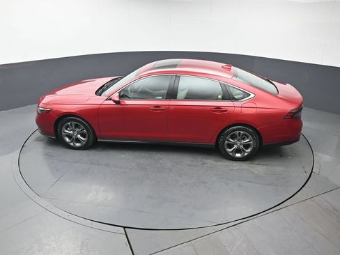 Certified 2023 Honda Accord EX image 37
