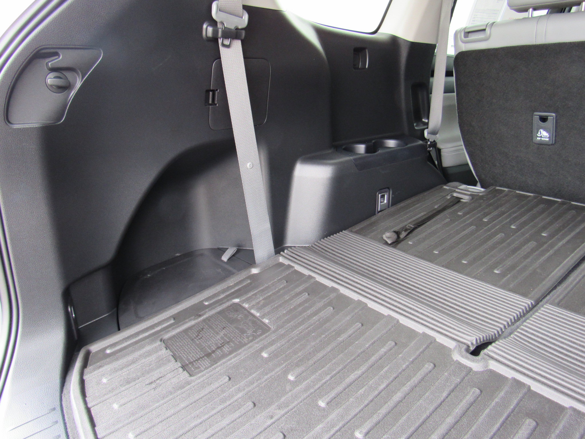 Used 2023 Toyota Highlander XLE AWD/4WD image 43