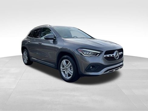 Used 2023 Mercedes-Benz GLA 250 4MATIC image 4