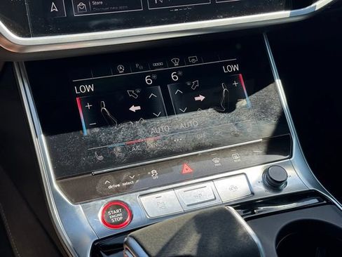 Used 2025 Audi RS 6 performance w/ Matte Carbon Package AWD/4WD image 15
