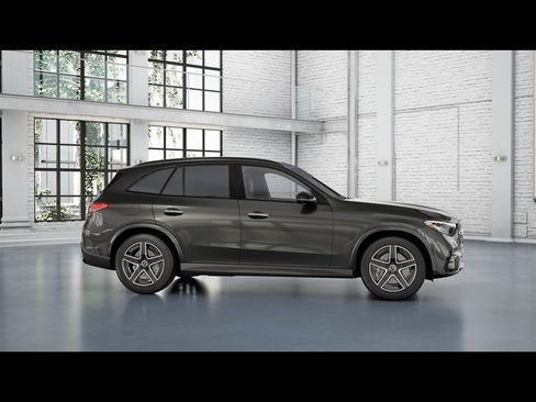 Used 2026 Mercedes-Benz GLC 300 4MATIC image 10