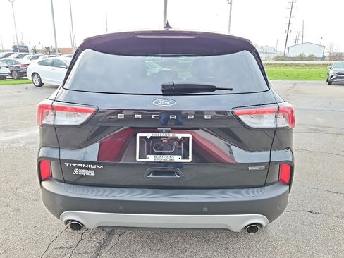 Used 2020 Ford Escape Titanium AWD/4WD image 3