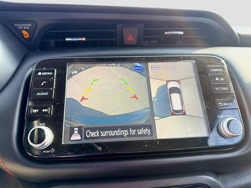 Used 2021 Nissan Kicks SR w/ Exterior Package image 13