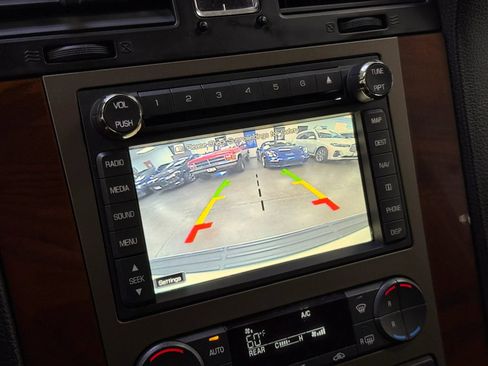 Used 2012 Lincoln Navigator L 4WD image 40