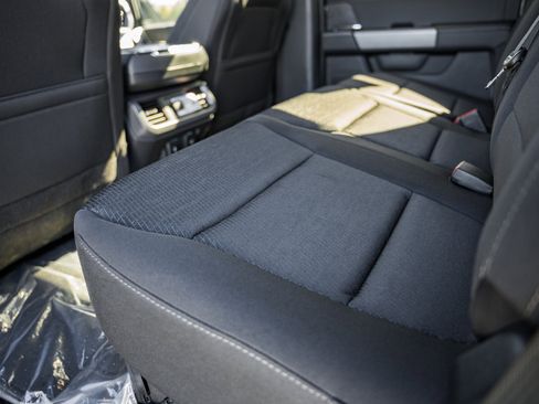 New 2025 Ford F150 XLT w/ Equipment Group 302A MID image 38