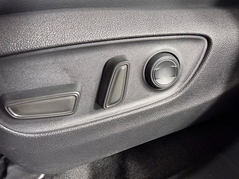 Used 2026 Toyota Highlander XLE AWD/4WD image 22