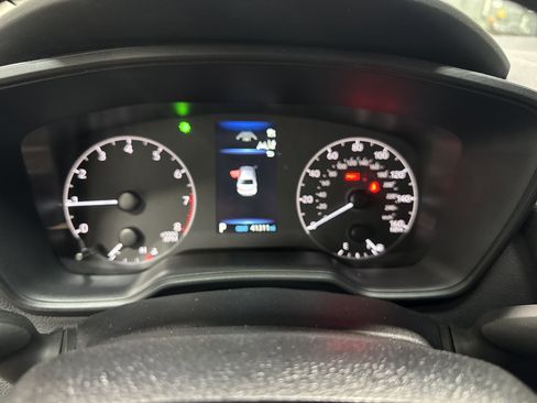 Used 2024 Toyota Corolla LE FWD image 17