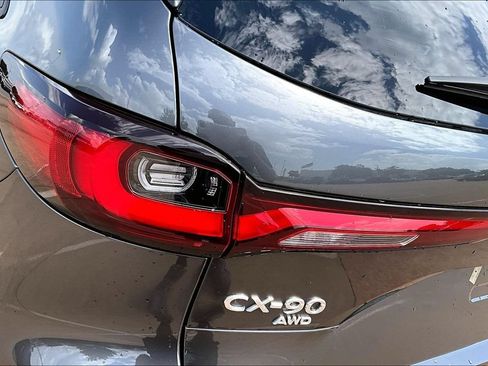 Certified 2025 MAZDA CX-90 Plug-In Hybrid w/ Premium Plus AWD/4WD image 29
