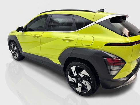 Used 2024 Hyundai Kona Limited FWD image 14