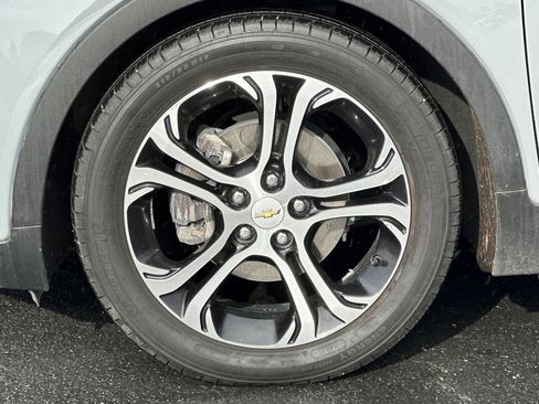 Used 2019 Chevrolet Bolt Premier w/ Infotainment Package image 44