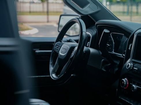 Used 2021 GMC Sierra 1500 Denali image 35