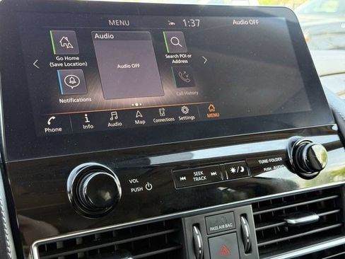 Used 2024 INFINITI QX80 Luxe AWD/4WD image 15