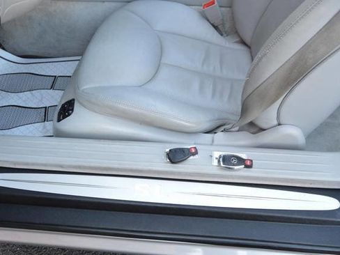 Used 2005 Mercedes-Benz SL 500 image 29