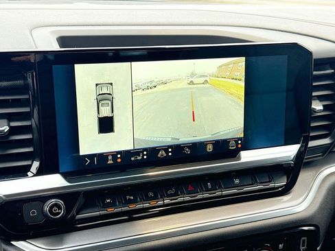 Used 2024 Chevrolet Silverado 1500 High Country w/ Midnight Edition image 14