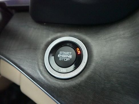 Used 2022 Jeep Grand Cherokee L Limited image 28