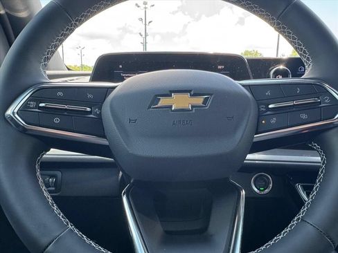 Used 2026 Chevrolet Traverse LT w/ LPO, Floor Liner Package FWD image 18
