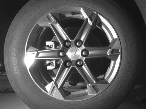 Used 2025 Chevrolet Blazer LT FWD image 15