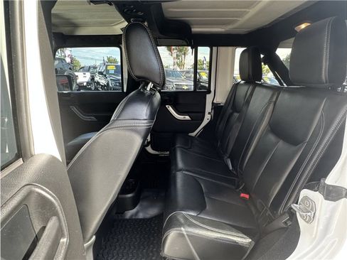 Used 2016 Jeep Wrangler Unlimited Sahara w/ Max Tow Package image 19