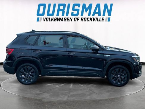 Used 2024 Volkswagen Taos S image 7