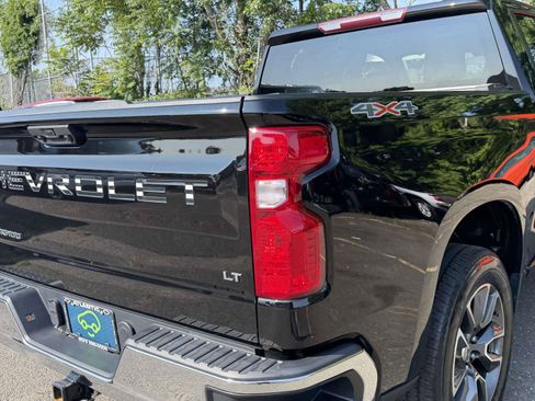 Certified 2023 Chevrolet Silverado 1500 LT AWD/4WD image 6