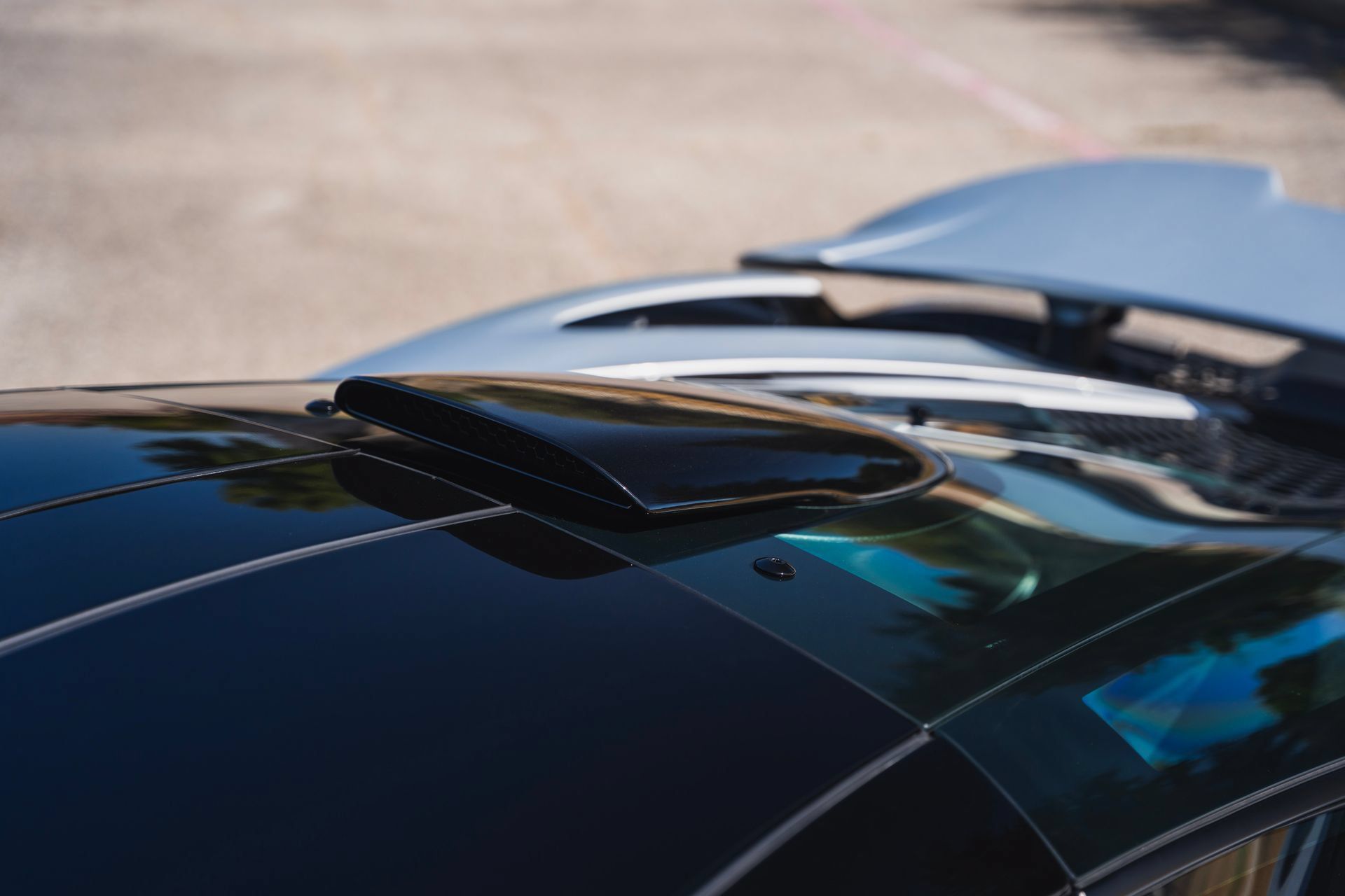 Used 2021 McLaren 765LT RWD image 19