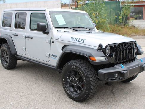 Used 2023 Jeep Wrangler Unlimited AWD/4WD image 3