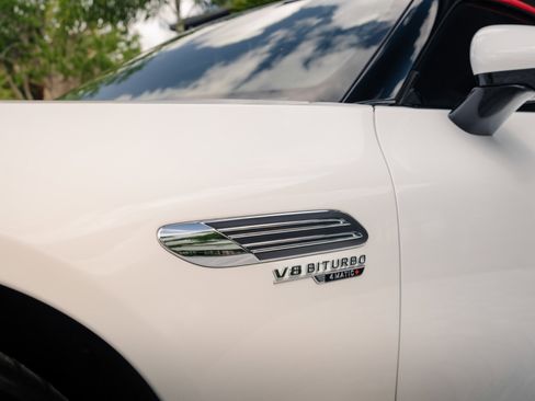 Used 2023 Mercedes-Benz SL 55 AMG 4MATIC image 54
