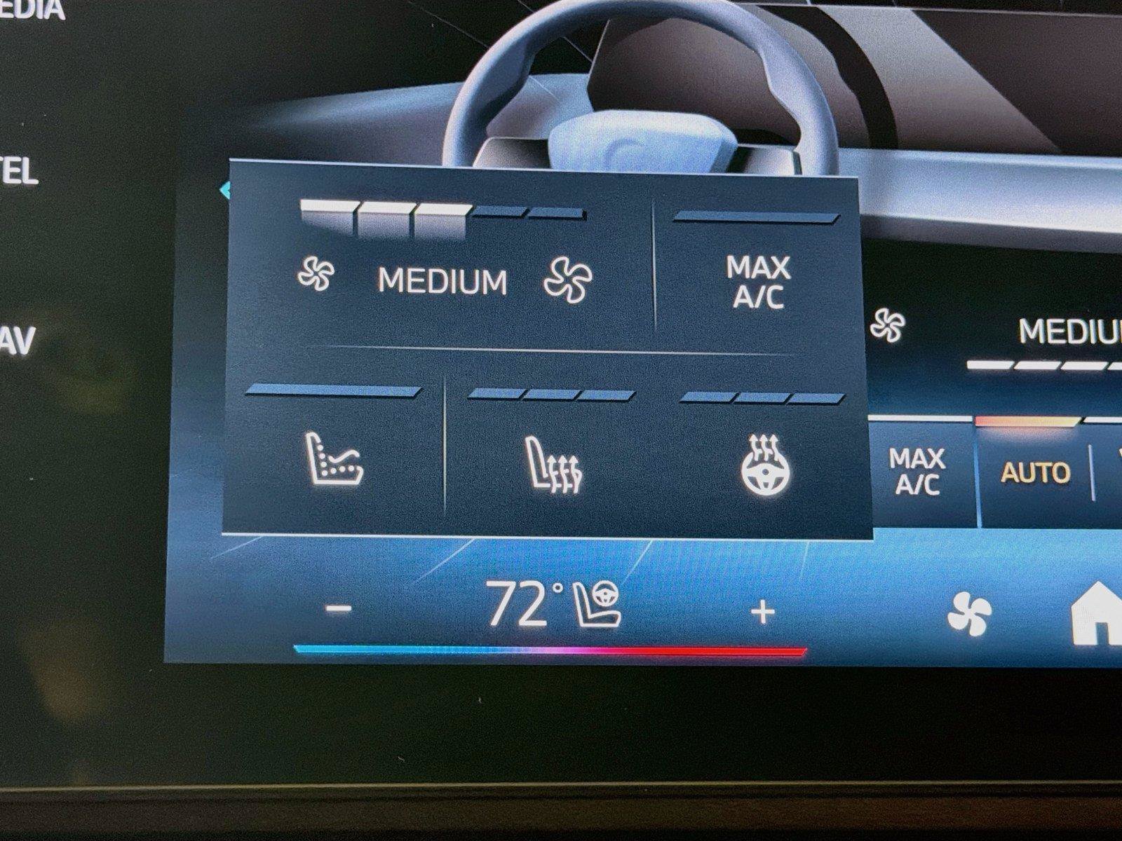 New 2027 BMW X2 xDrive28i w/ Technology Package AWD/4WD image 19