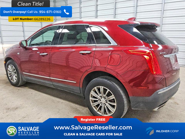 Used 2018 Cadillac XT5 Luxury w/ Driver Awareness Package FWD image 3